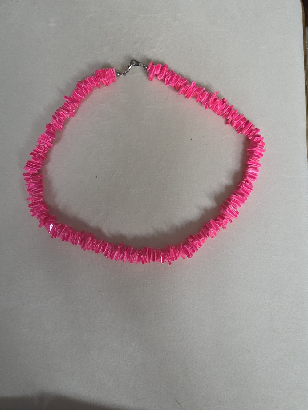 Neon Pink Chip Bead Choker Necklace